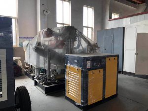 空壓機(jī)，儲氣罐，噴砂機(jī)