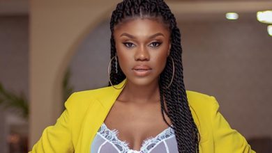 Becca – Afihyiapa ft. Quophi Okyeame