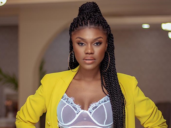 Becca – Afihyiapa ft. Quophi Okyeame